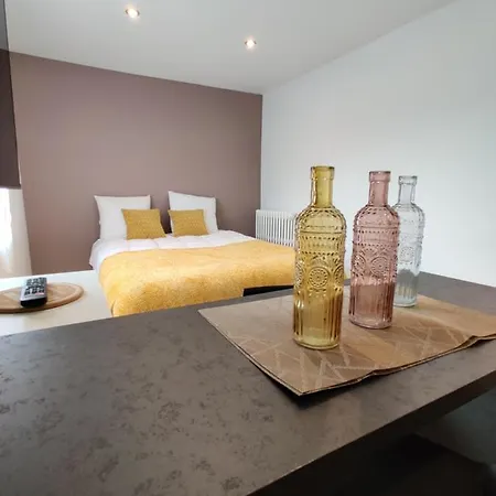 Le Foucauld-goodcaen Apartamento