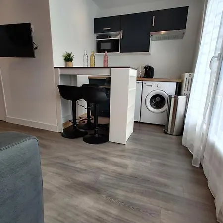 Le Foucauld-goodcaen Apartamento