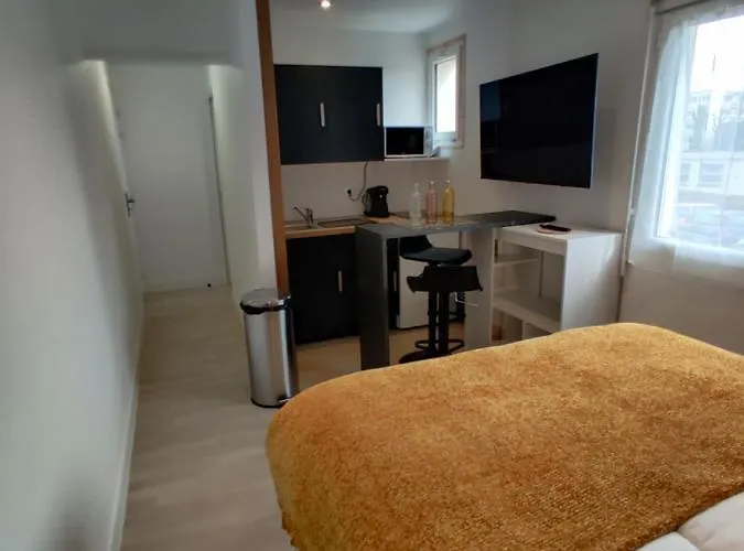 Le Foucauld-goodcaen Apartment *